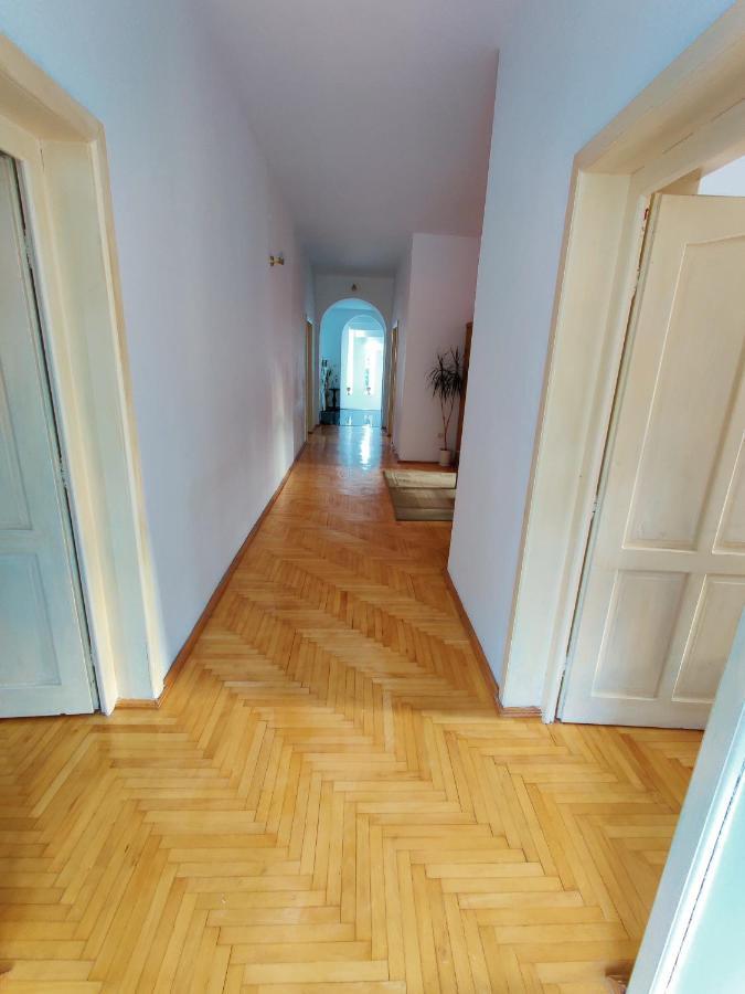 מלון בראן Castle Gate מראה חיצוני תמונה
